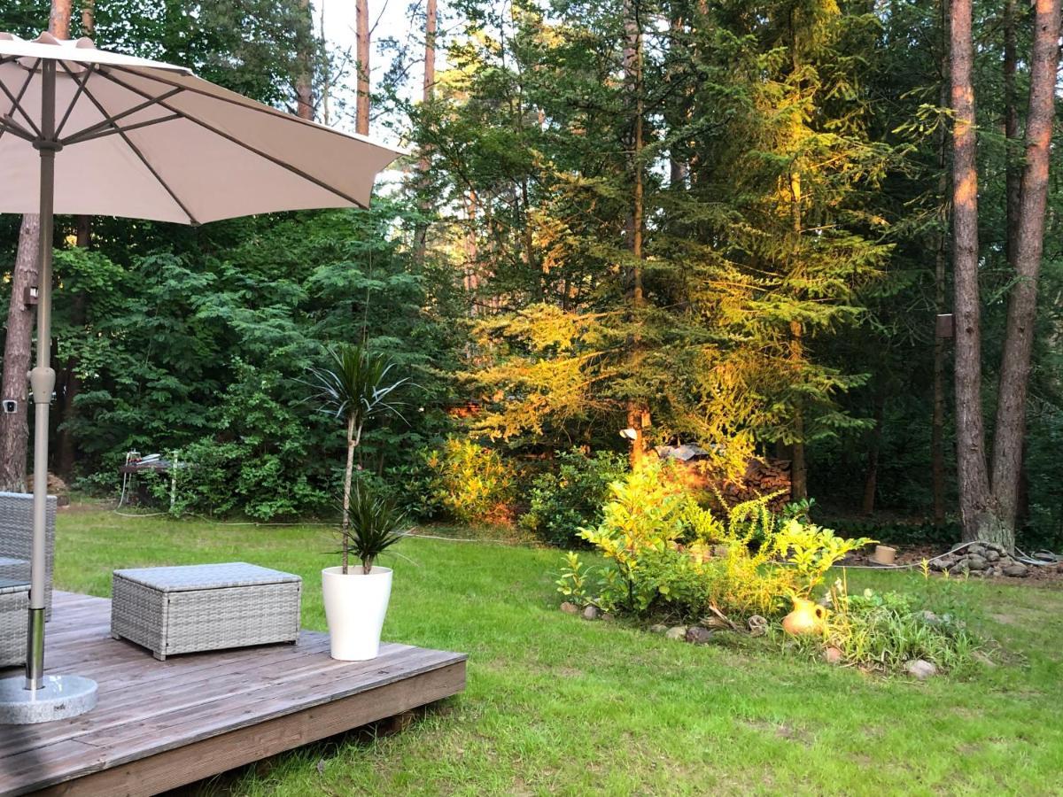 Ferienhaus Reetdach 1300qm Privatgrundstück Bootssteg Templin Lübbesee Uckermark Erholung pur Seenplatte Petersdorf  Exterior foto